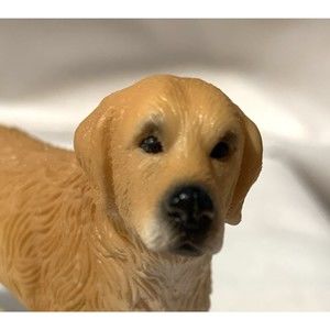 Schleich Dog YELLOW LAB Golden Labrador 1969 Figure Retired